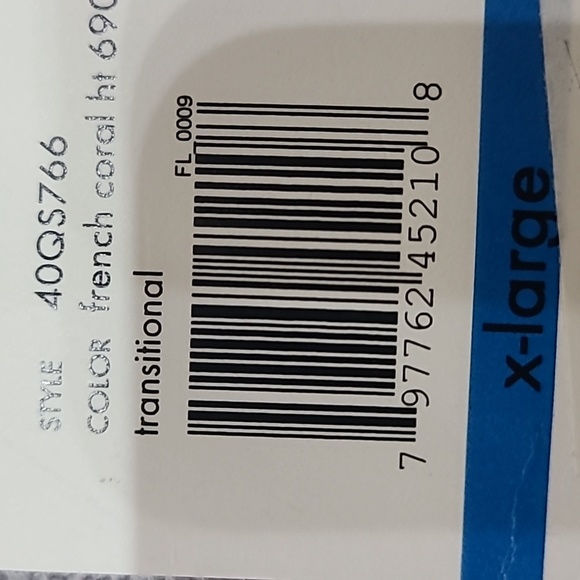 * NWT Calvin Klein sweater - Picture 6 of 6